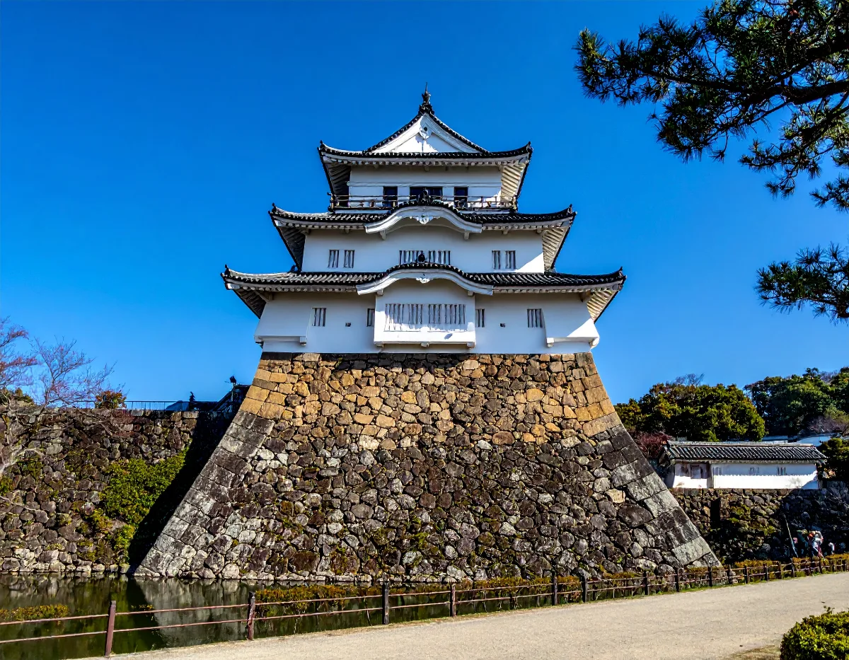 姫路城を軸にした日帰り貸切バス周遊の組み方
